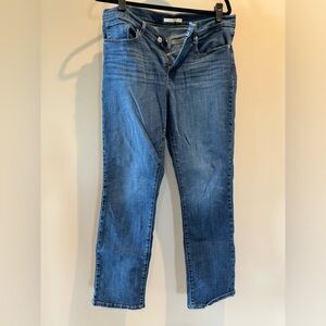 Levi’s classic straight jeans. Size 10